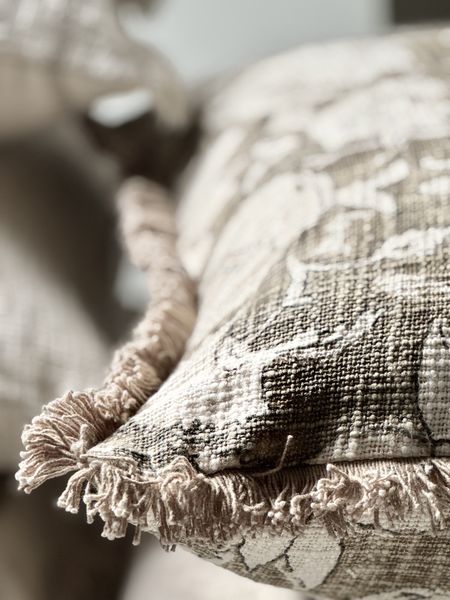 Cushion Cover Simplicity Flower Mud